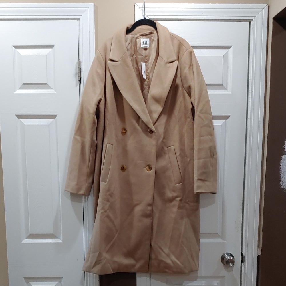 New! GAP Classic Tan Trench Coat